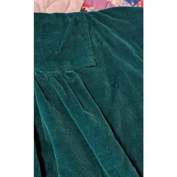 Vintage Homemade Green Velvet Embroidered Mtn. Scene Topper Juniors XS - Picture 8 of 16